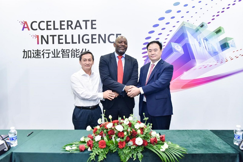 沐融签约法国Mobile Ecosystem公司.jpg